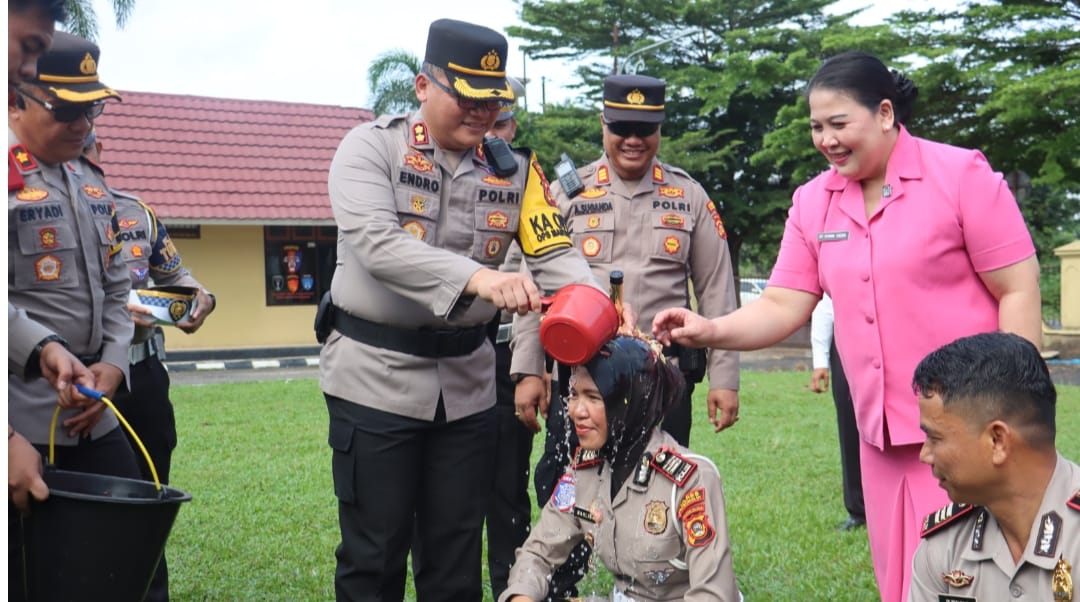 Tahun Baru 35 Personel Polres Prabumulih Pangkat Baru, Ini Daftar Namanya