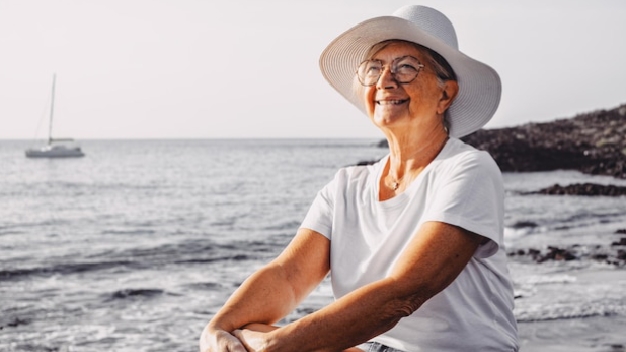 Liburan Nyaman Bersama Lansia, 5 Tips Agar Tetap Menyenangkan