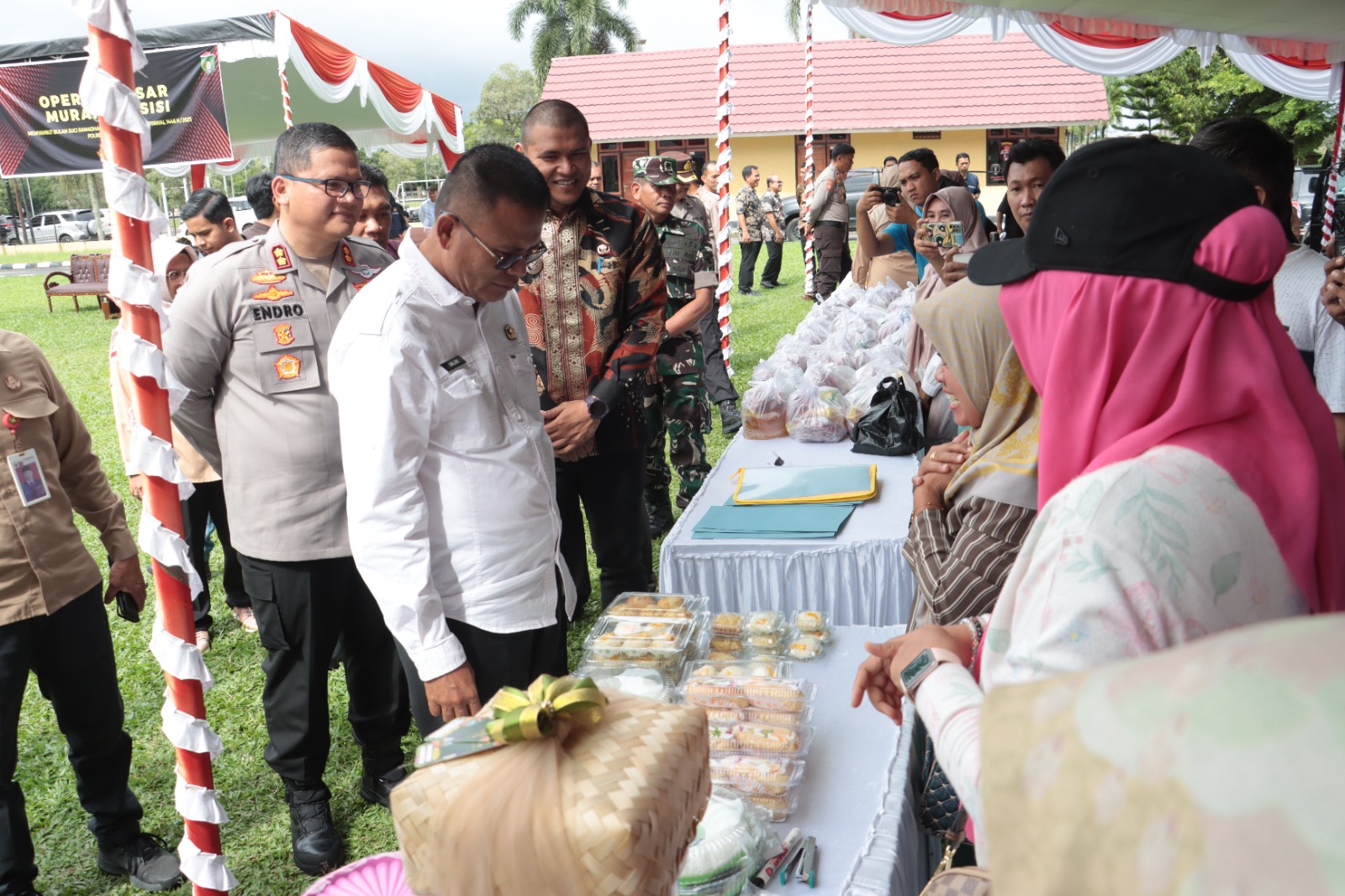 Warga Prabumulih Antusias Ikuti Pasar Murah, Harga Bahan Pokok Terjangkau di Tengah Inflasi