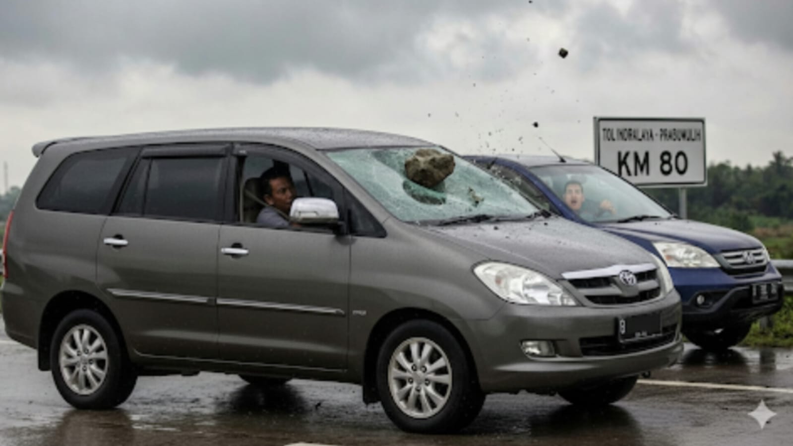 Viral di Medsos, Pelemparan Batu di Tol Indralaya–Prabumulih Bikin Panik Pengendara