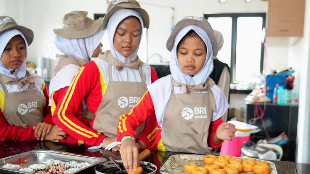 Peringati Hari Anak Nasional, BRI Peduli Dukung Pendidikan Karakter Anak lewat Kegiatan Agroedukasi bagi Siswa
