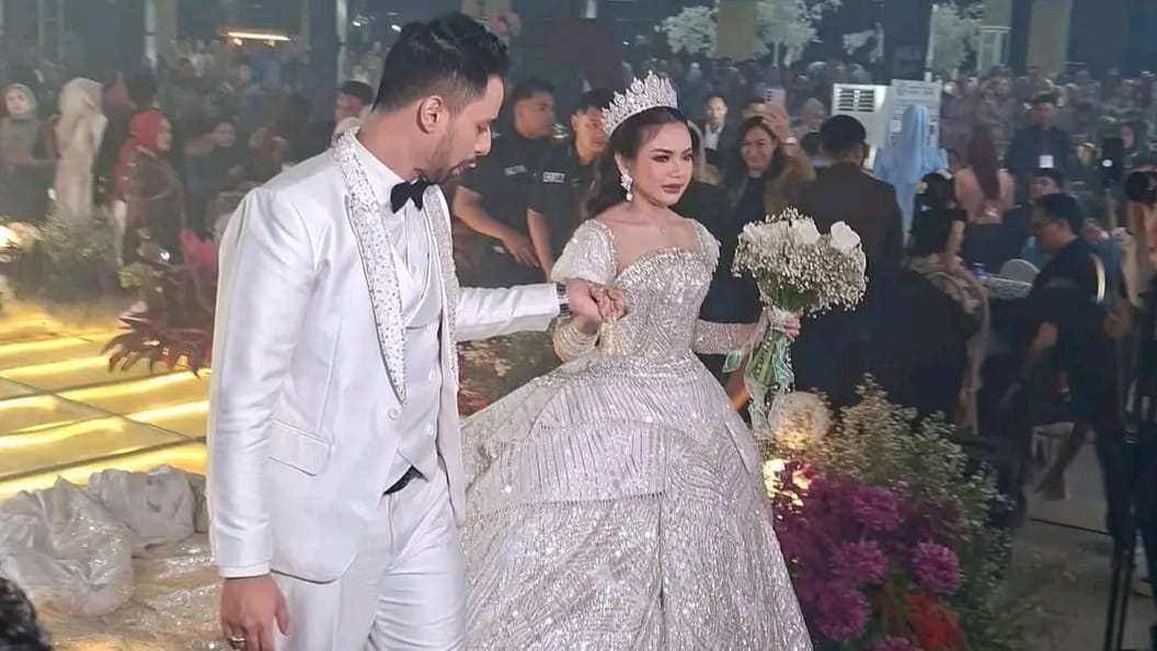 Lady Rara Bawakan Lagu Terbaru 'Awal Bahtera' di Pernikahannya