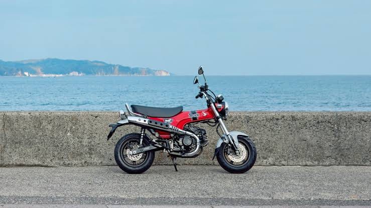 Honda ST125 Dax vs Honda Monkey dan Honda CT125, Motor Mini Retro Pilihan Anak Muda