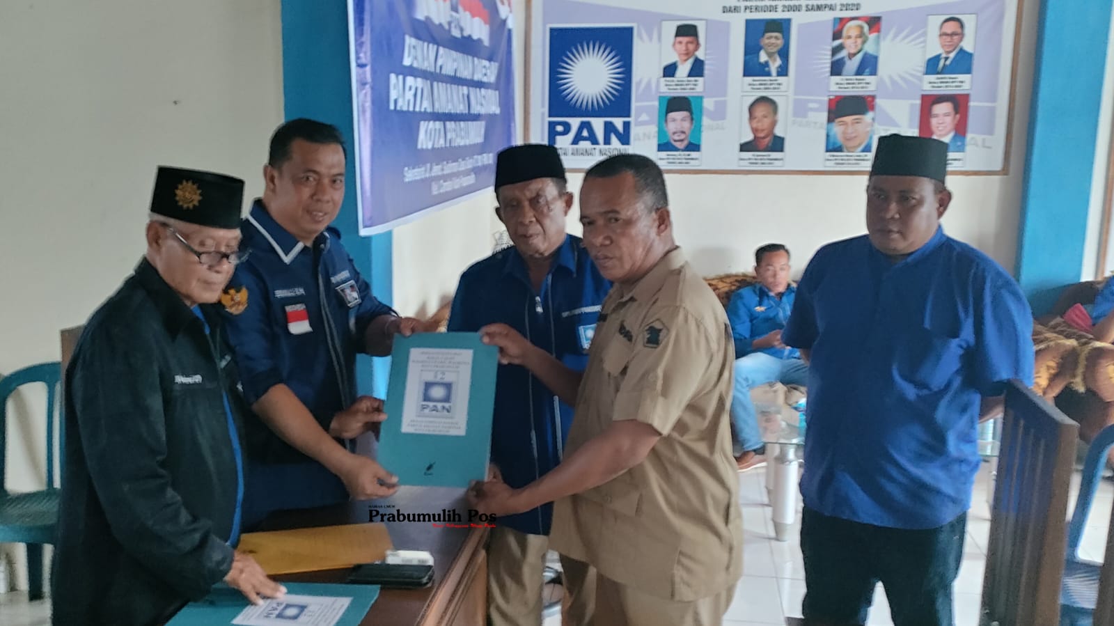 Ambil Formulir Pendaftaran Cawako Prabumulih 2024 di PAN, H Arlan Utus Perwakilan