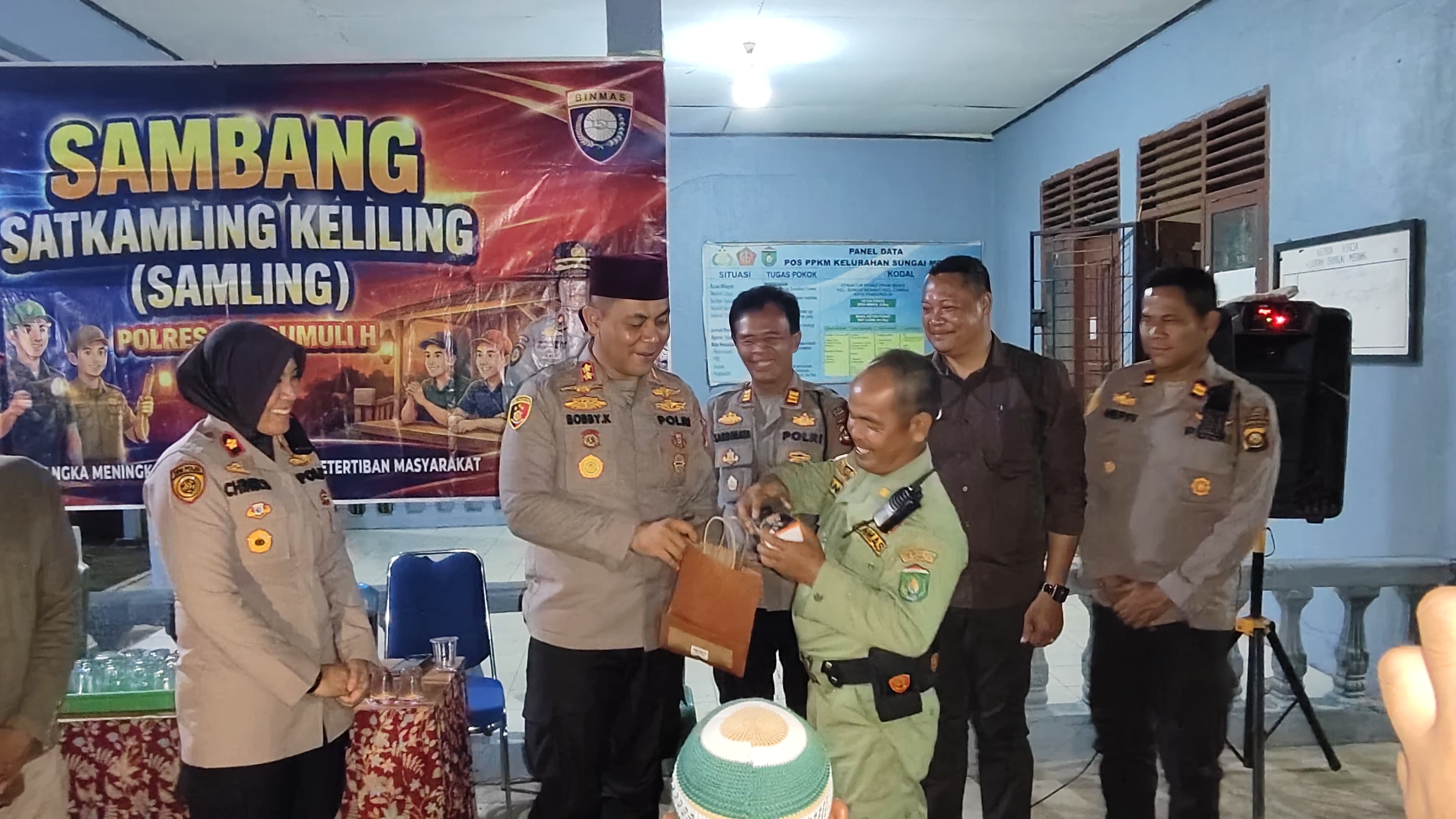 Polres Prabumulih Aktifkan Samling, Warga Sungai Medang Diajak Perkuat Satkamling