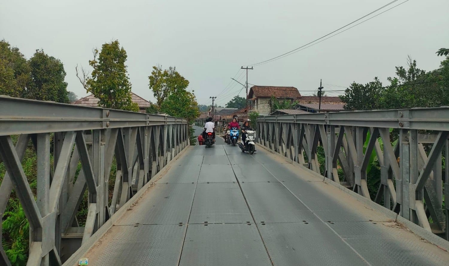 Jembatan Muara Dua Tak Kunjung Permanen, Warga Masih Andalkan Bailey