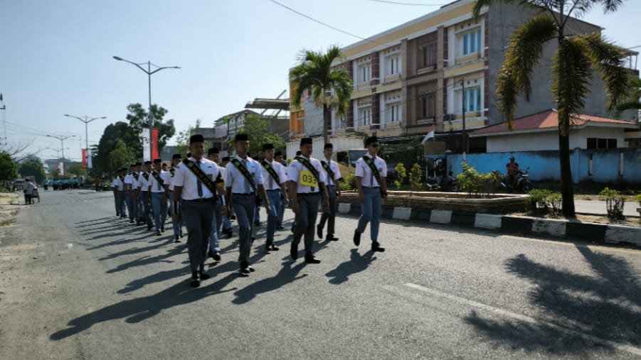 Ponpes Modern Al-Furqon Prabumulih Nomor Urut 033 Tampil Keren di Lomba Gerak Jalan