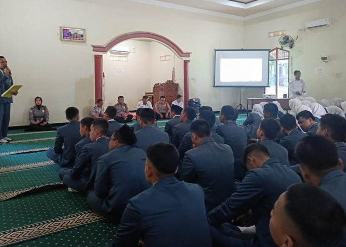 Tekan Aksi Tawuran dan Narkoba, Satbinmas Beri Pembinaan Kamtibmas di MAN 1 Prabumulih