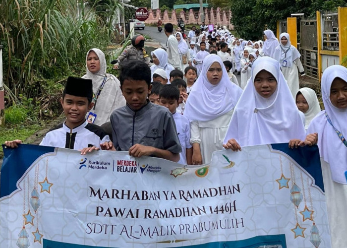 Pawai Ramadhan Meriahkan Sambutan Bulan Suci di SDIT Al Malik