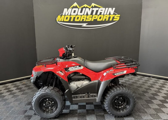 Kawasaki Brute Force 300 vs Honda FourTrax Recon, ATV Mana Pilihan Untuk Temani Petualangnmu