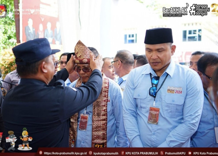 Pasangan We Are Laky Mendaftar ke KPU Prabumulih: Arlan-Franky Siap Bertarung