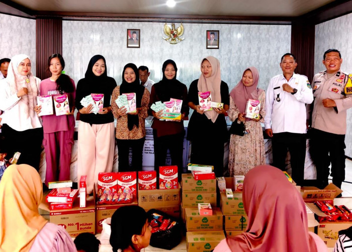 Pemdes Rambang Senuling Salurkan Bantuan Gizi, Upaya Serius Cegah Stunting Sejak Dini
