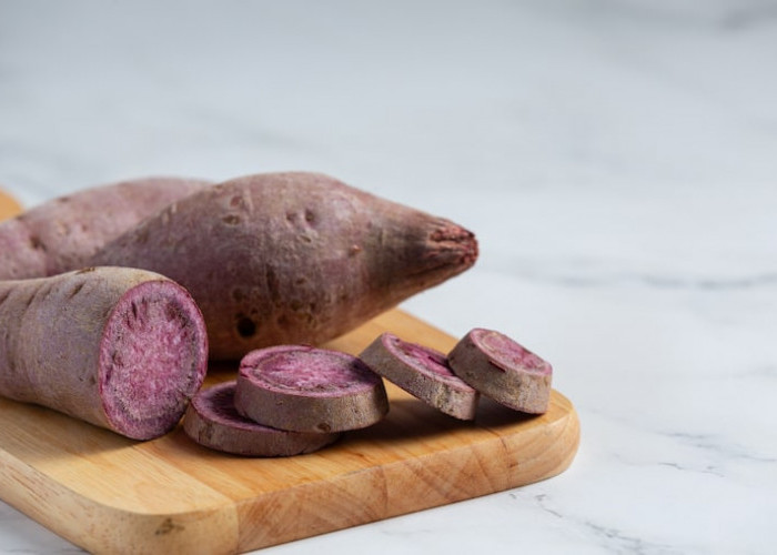 Daun Ubi Jalar Kaya Nutrisi, Benarkah Bisa Membantu Keluhan Asam Urat?