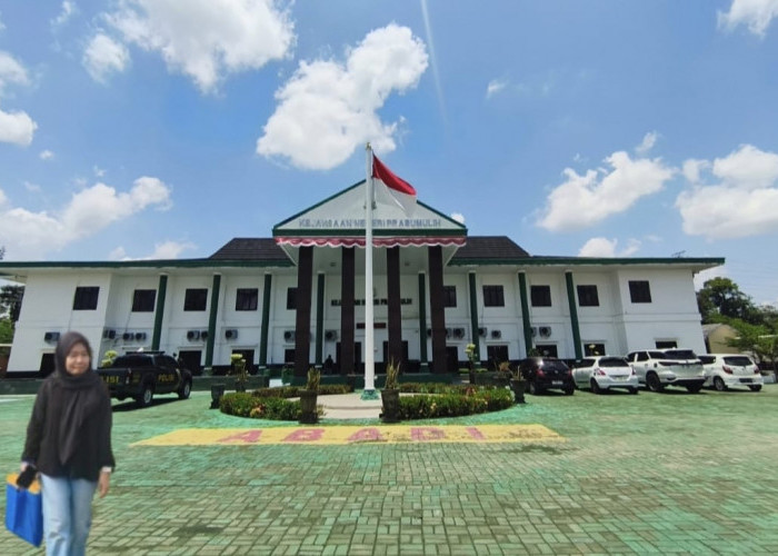 Kejari Prabumulih Lelang 8 Kendaraan Rampasan Negara, Warga Berpeluang Dapat Motor dan Mobil Murah