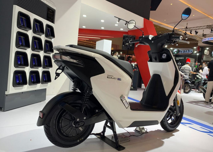 Honda EM1 e vs Yamaha E01, Mana yang Lebih Cocok untuk Kebutuhan Harian?