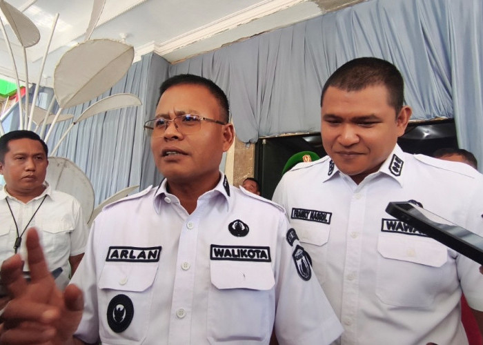 Jangan Live TikTok Saat Bertugas, Wali Kota Prabumulih Ingatkan ASN Jaga Marwah
