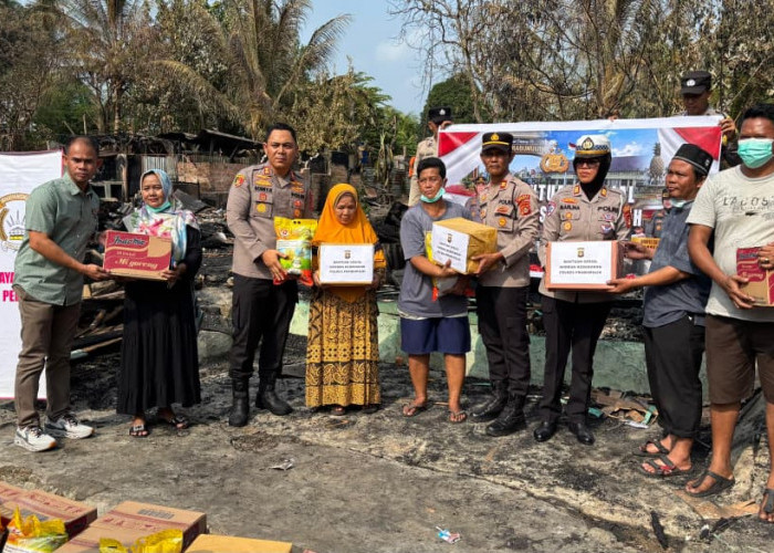 Polres Prabumulih dan Bhayangkari Salurkan Bantuan untuk Korban Kebakaran di Komplek Zibangl