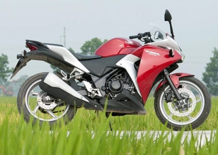 Fitur Keamanan Honda CBR250R, Perlindungan Maksimal untuk Pengendara Sport Touring