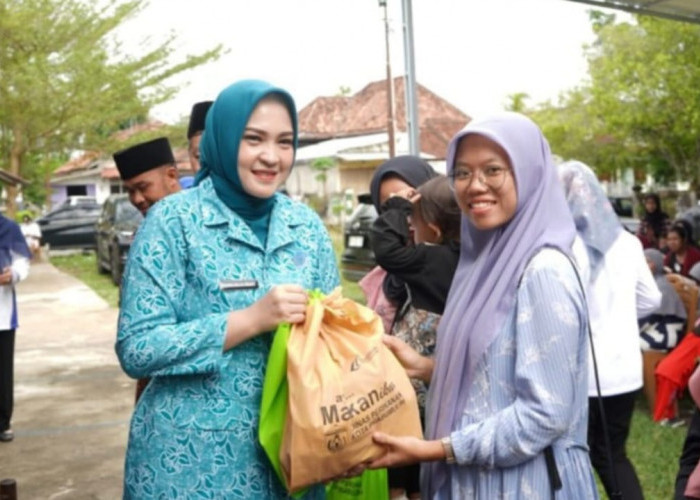 Gemarikan 2025, Prabumulih Bagikan 1.500 Paket Olahan Ikan untuk Cegah Stunting