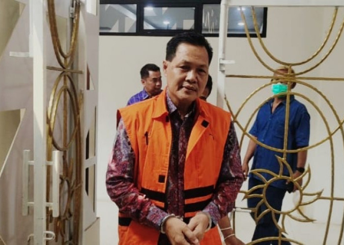 Sidang Kasus Suap WTP di Palembang, Bupati Muara Enim Nonaktif  Edison dan Dua Terdakwa Melawan