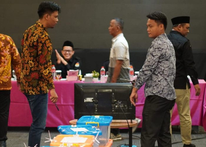 Arlan-Franky Unggul Telak dalam Rekapitulasi Suara Pilkada Prabumulih 2024