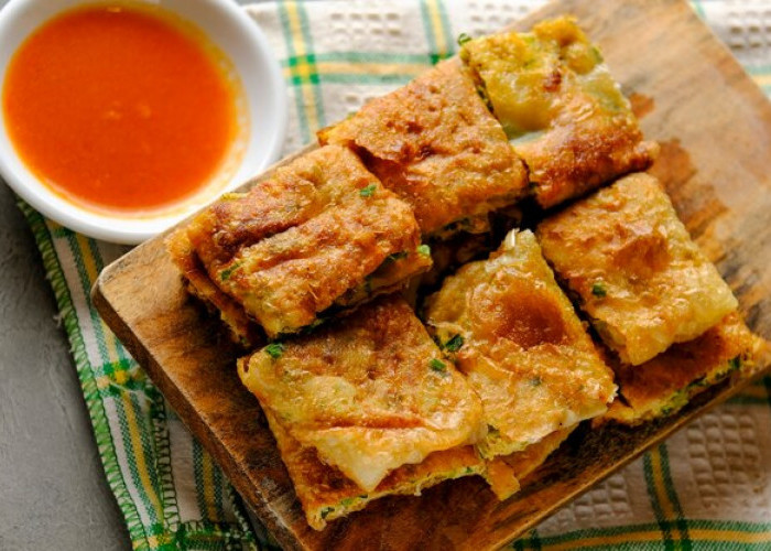 Resep Martabak Telur Lezat, Coba Buat Sendiri di Rumah!