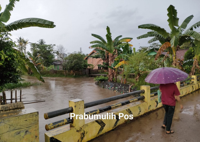 Lahat Banjir Bandang, Warga DAS Kelekar Tak Tidur Nyenyak 