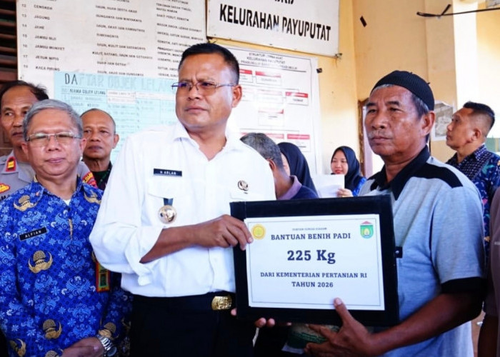 Perkuat Ketahanan Pangan, Prabumulih Distribusikan Benih Padi ke Petani