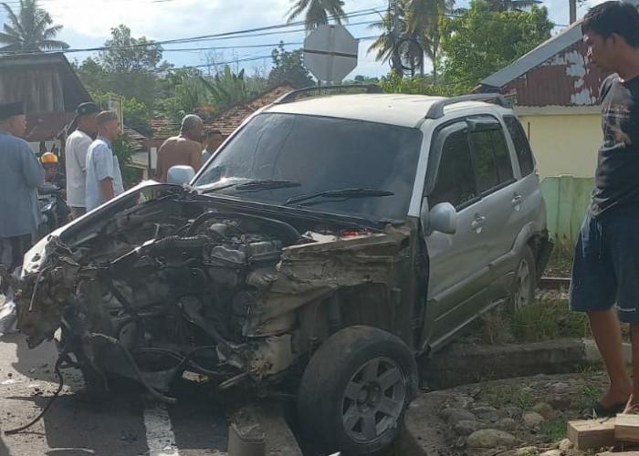 Kereta Api Rajabasa VS Minibus, Begini Kronologi Lengkapnya