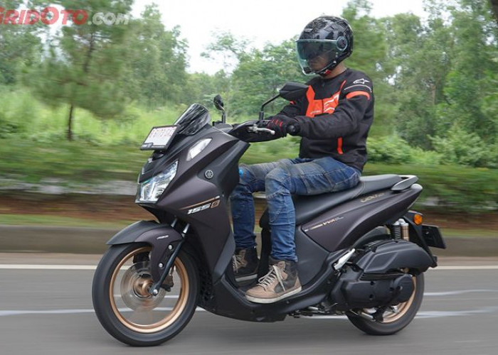 Yamaha Lexi LX 155 vs Honda Vario 160, Mana Motor Harian Premium yang Lebih Menarik?