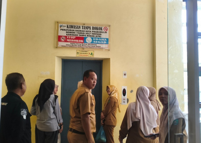 Dua Lift Pemkot Prabumulih Rusak, ASN Rela Antre Panjang Setiap Hari
