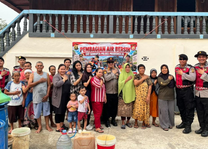 Warga Majasari Terbantu, Sat Samapta Polres Prabumulih Salurkan 5.500 Liter Air Bersih
