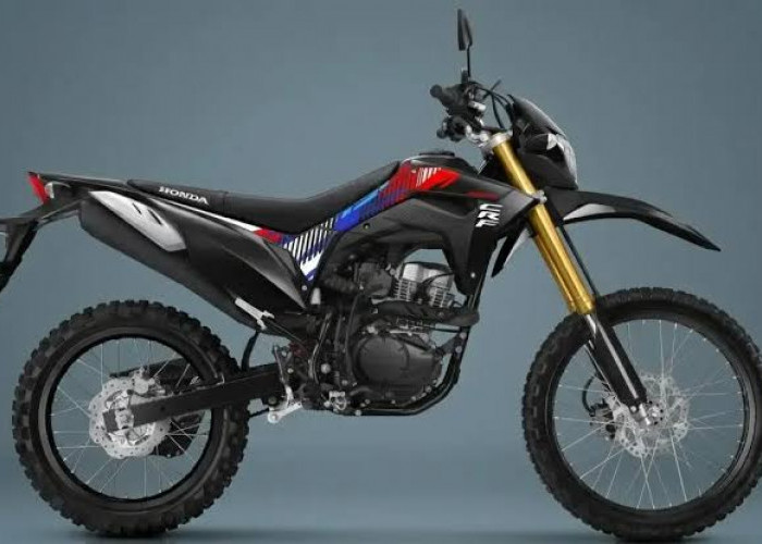 Honda CRF150L vs Yamaha WR155R, Mana Motor Trail Terbaik untuk Petualangan?