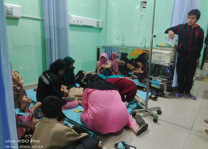 Puluhan Siswa SMPN 12 Prabumulih Dilarikan ke Rumah Sakit, Ini Penyebabnya