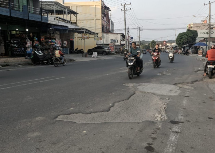 Perbaikan Jalan Sudirman Ditarget September : Jalan Padat Karya Belum Termasuk