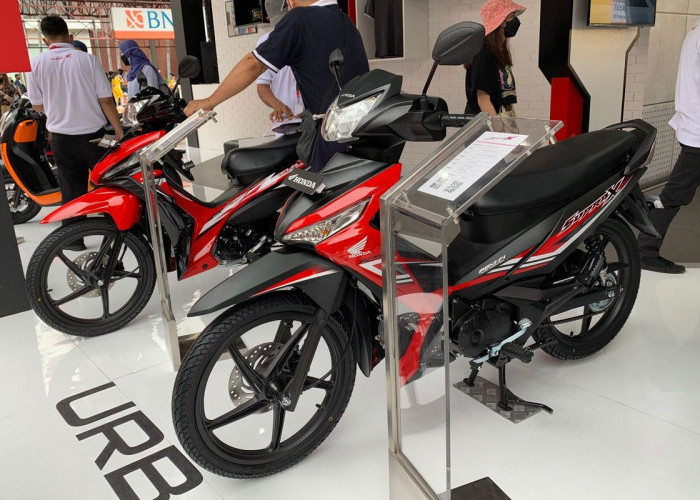 Honda Supra X 125 vs Yamaha Jupiter Z1, Mana Motor Terbaik untuk Harian?