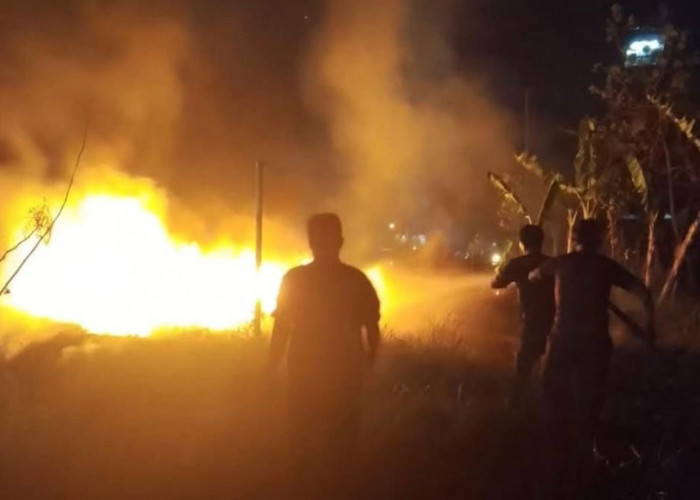 Lahan di Jalan Angkatan 45 Prabumulih Terbakar, Warga Sempat Panik
