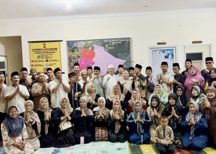 Buka Puasa Bersama, Kelurahan Gunung Ibul Pererat Silaturahmi dan Kekompakan Warga