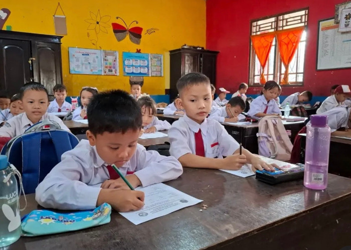 PJJ Diperpanjang hingga 17 Oktober, Orang Tua di Prabumulih Mengaku Kewalahan Dampingi Anak