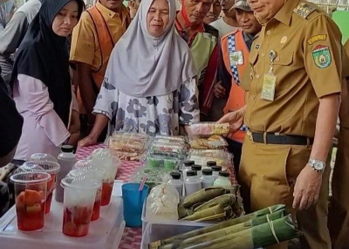 60 Pedagang Isi Pasar Bedug Prabumulih, Walikota Langsung Borong Takjil