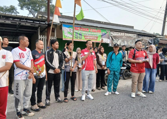 Semarak HUT RI ke-81, Warga Tanjung Raman Prabumulih Kompak Ikuti Jalan Santai