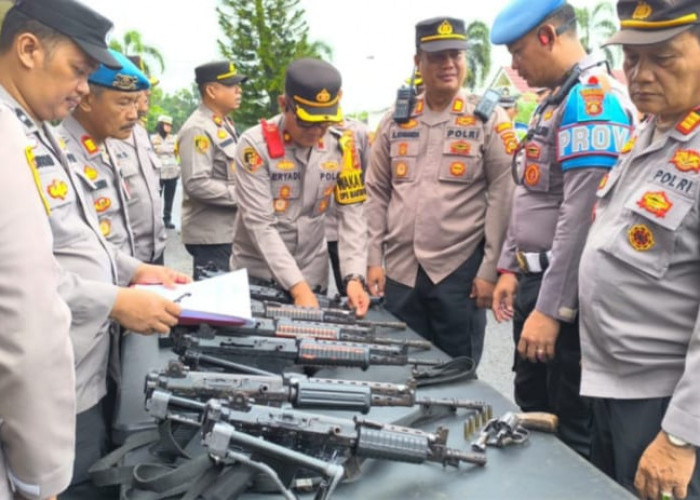 Polres Prabumulih Gelar Pemeriksaan Rutin Senpi Dinas, Pastikan Keamanan dan Kepatuhan Anggota