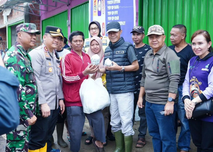 PJ Wako Prabumulih Sigap Salurkan Bantuan ke Korban Terdampak Banjir