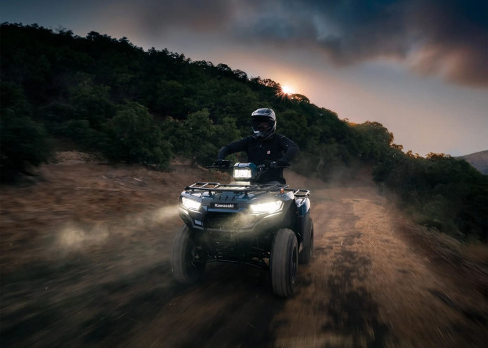 Fitur Keamanan Kawasaki Brute Force 300, Rem Cakram Hidrolik dan Suspensi Stabil Buat Medan Off Road