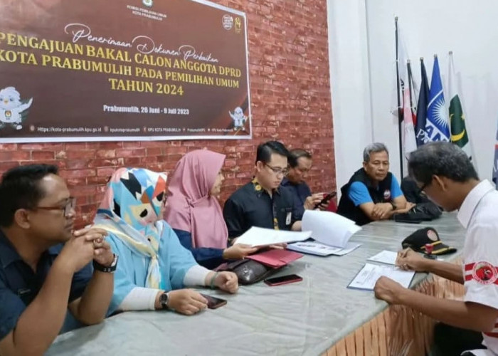Wow KPU Prabumulih Lakukan Verfak Ijazah Bacaleg Hingga ke Jakarta