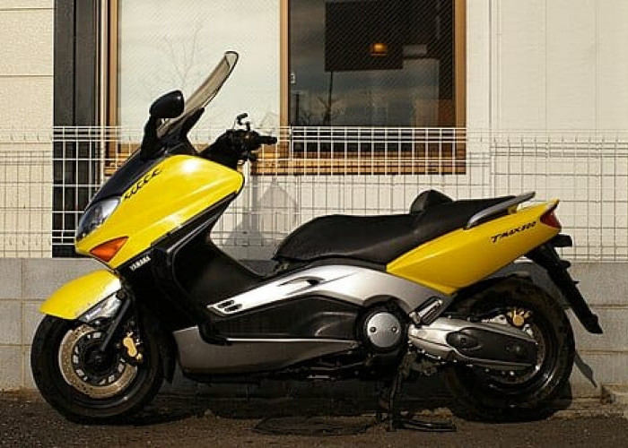 Yamaha TMAX vs Honda Forza 750 dan BMW C 400 GT, Mana Maxi Scooter Premium yang Lebih Menarik