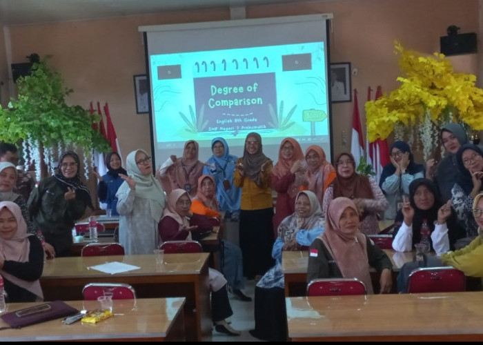 Meningkatkan Kualitas Pembelajaran: Workshop Canva di SMP Negeri 7 Prabumulih