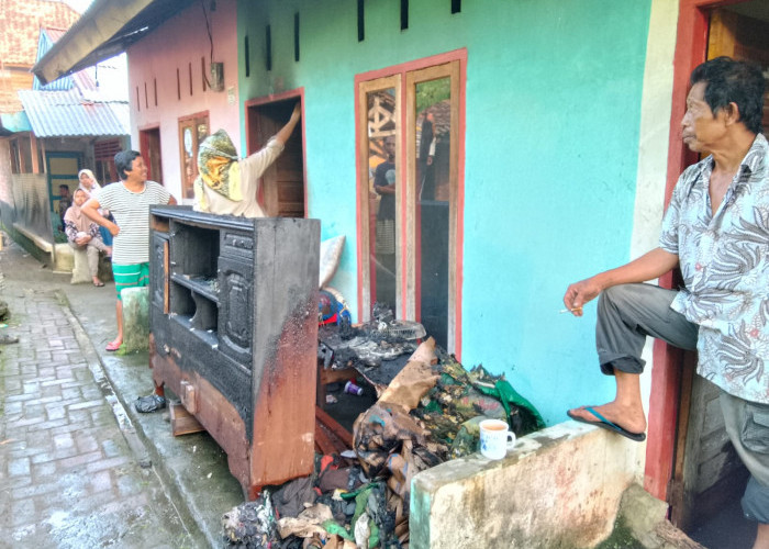 Bedeng di Tugu Kecil Kota Prabumulih Terbakar, Perabotan Rumah Tak Terselamatkan