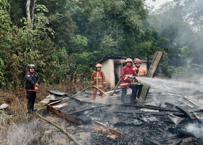 Kebakaran Hanguskan Rumah Makan di Prabumulih, Kerugian Capai Rp35 Juta