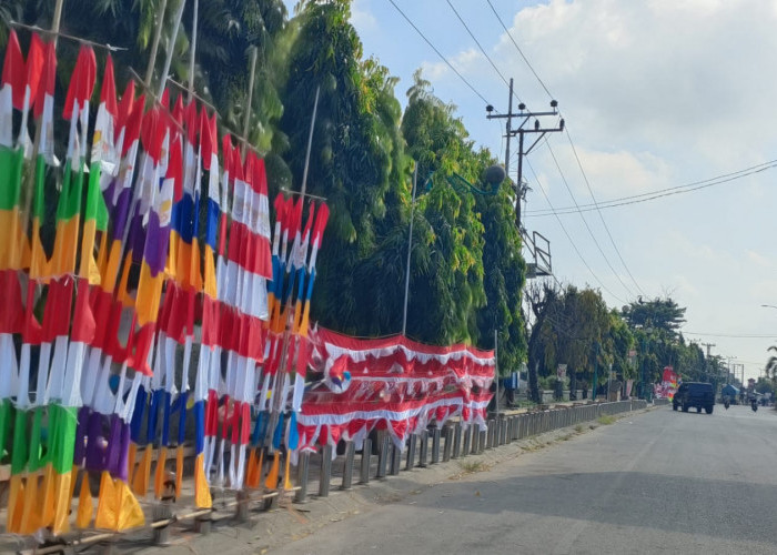 Penjualan Bendera di Prabumulih Masih Sepi Pembeli